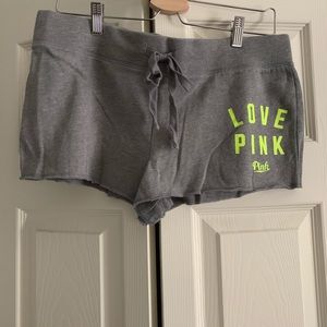 PINK Shorts sz M